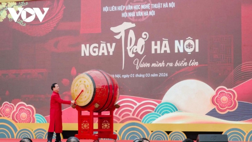 Hanoi Poetry Day 2026 reflects aspiration towards the open sea